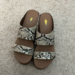 Volatile Snakeskin Platform Wedge Slide Sandals Size 8 Western Edgy Boho Y2K